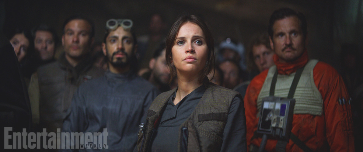 Rogue One: A Star Wars Story (2016) Jyn Erso (Felicity Jones) in foreground, Bodhi Rook (Riz Ahmed) in background Copyright 2016 Industrial Light & Magic, a division of Lucasfilm Entertainment Company Ltd., All Rights Reserved Credit: ©2016 LUCASFILM LTD. ALL RIGHTS RESERVED.