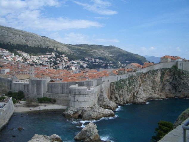 1024px-Dubrovnik_wall_(1)